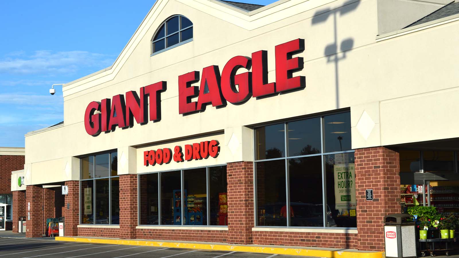 Giant Eagle grocery store